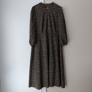 Vintage Amish Mennonite Cape Dress 41.5"B 35"W Detachable Vest